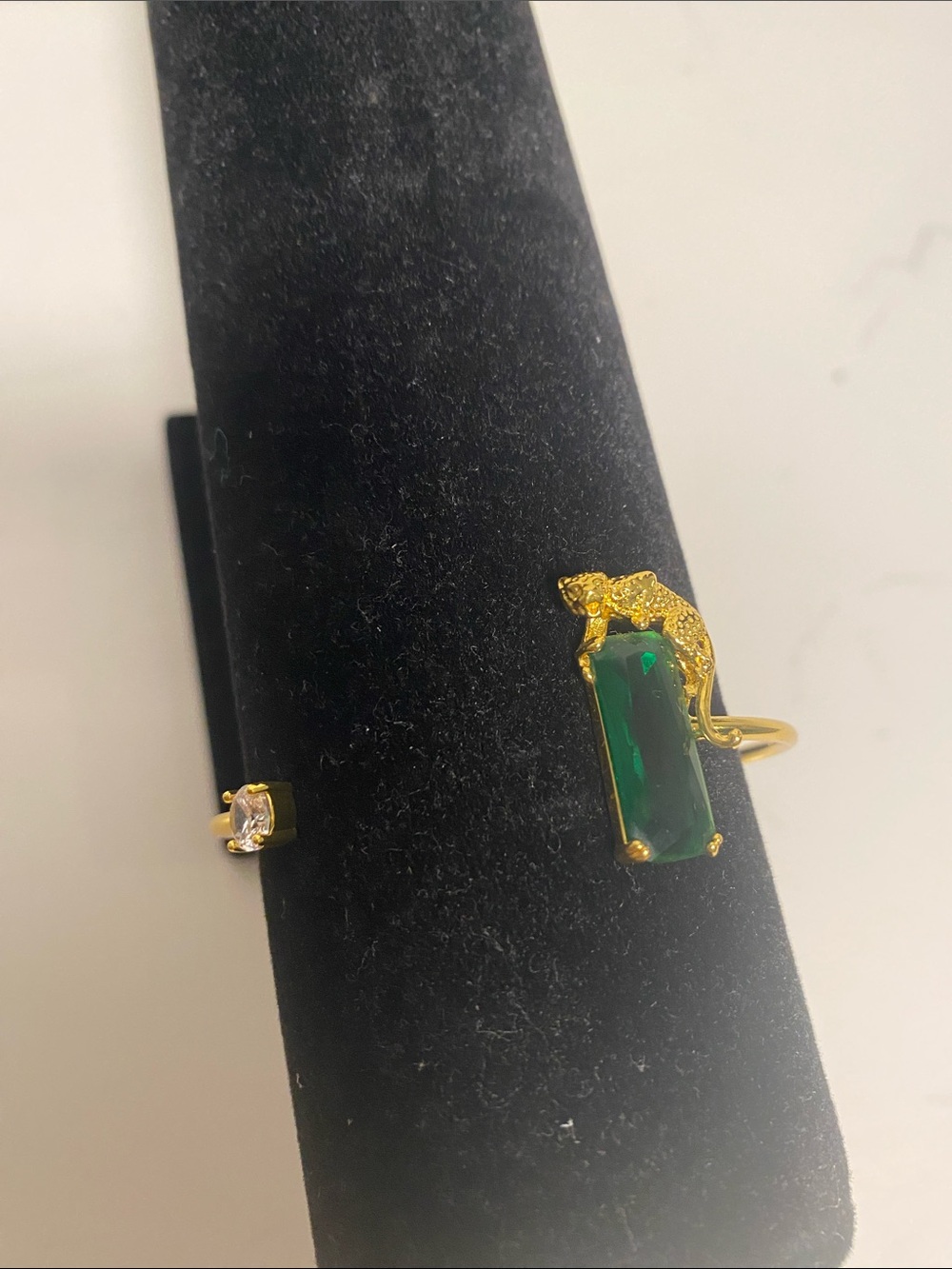 Gold-Plated Emerald Green Panther Ring - Women's Fashion Jewelry